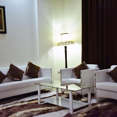 Hotel Blue Sapphire Dar es Salaam Exterior photo