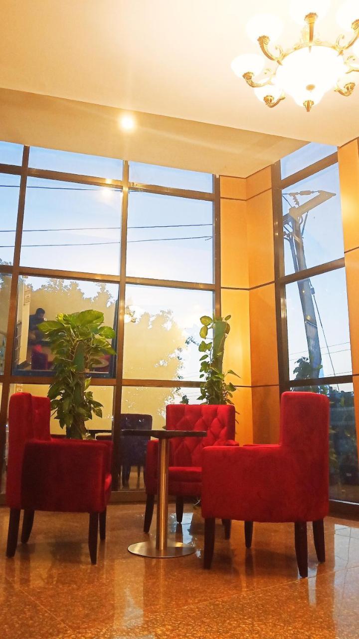 Hotel Blue Sapphire Dar es Salaam Exterior photo