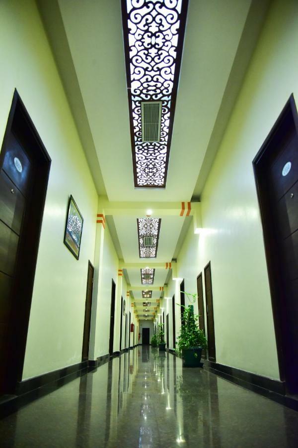 Hotel Blue Sapphire Dar es Salaam Exterior photo