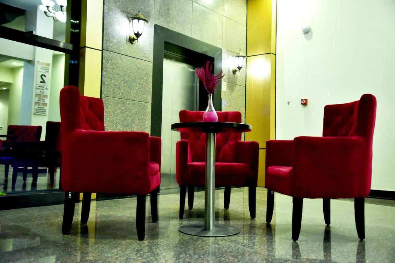 Hotel Blue Sapphire Dar es Salaam Exterior photo