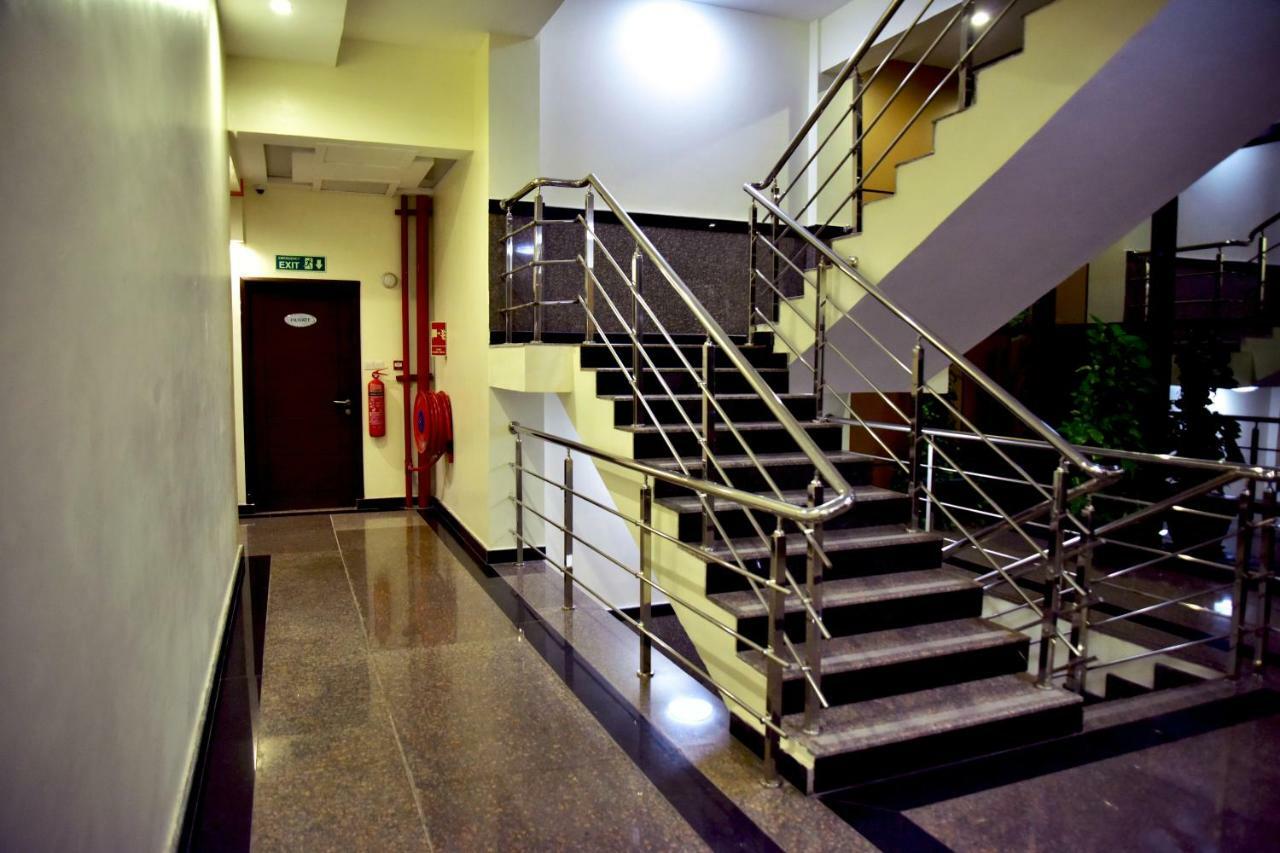 Hotel Blue Sapphire Dar es Salaam Exterior photo
